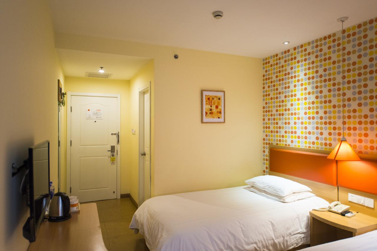 Home Inn Qingdao South Siliu Road Экстерьер фото